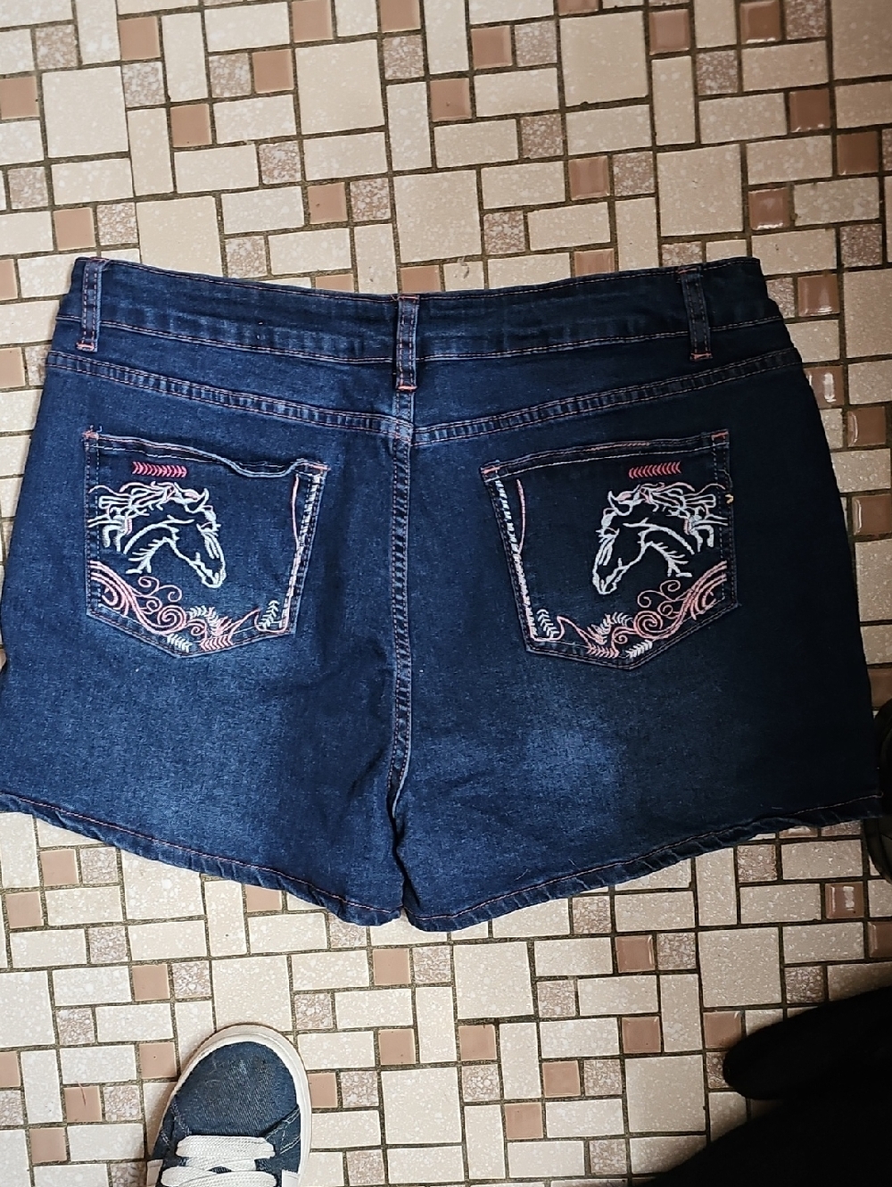 Dark Blue Stretch Denim Women's Shorts with Embroidered Horse Pockets